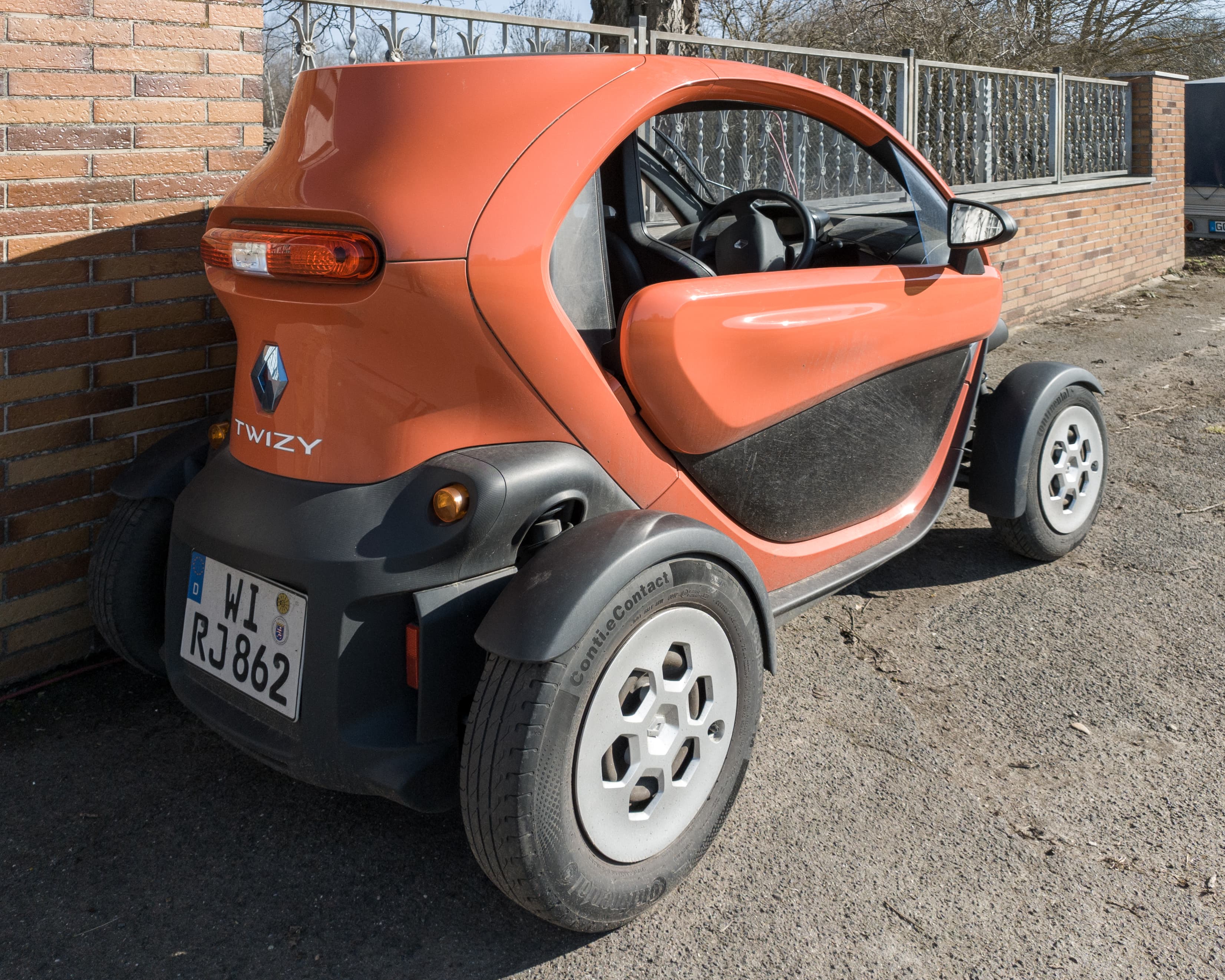 르노코리아(주) TWIZY